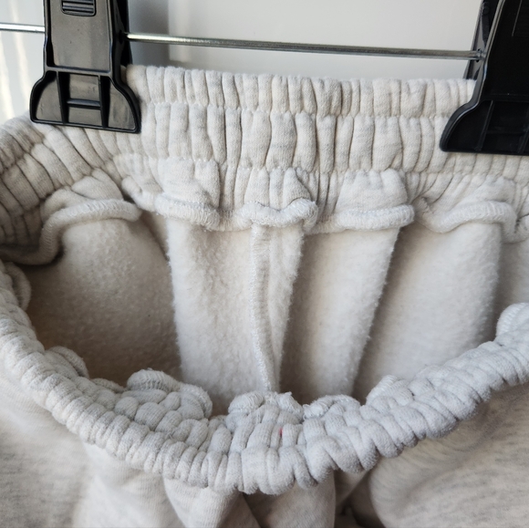 Thick soft sweatpant - Picture 3 of 3